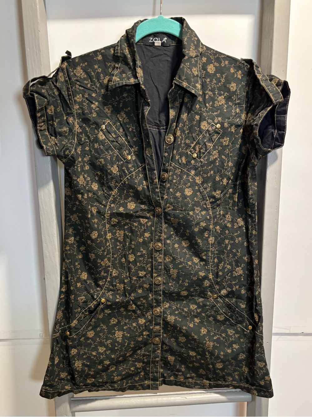 Zola Tunic in Dark Green, small floral print, western, prairiecore, cottagecore